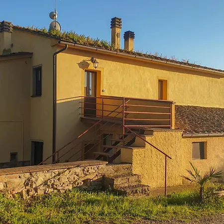 Agriturismo Podere Le Tombe