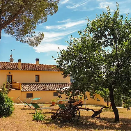 Agriturismo Podere Le Tombe Country house