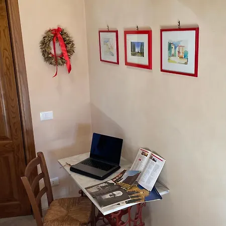 Casa di campagna Agriturismo Podere Le Tombe *